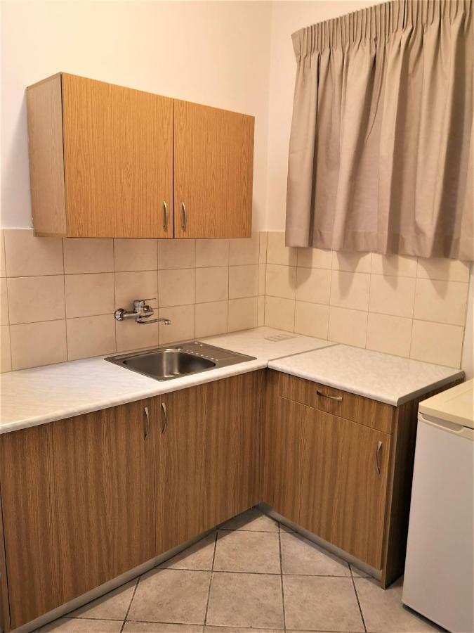 Neorio Studios Poros Town Екстер'єр фото